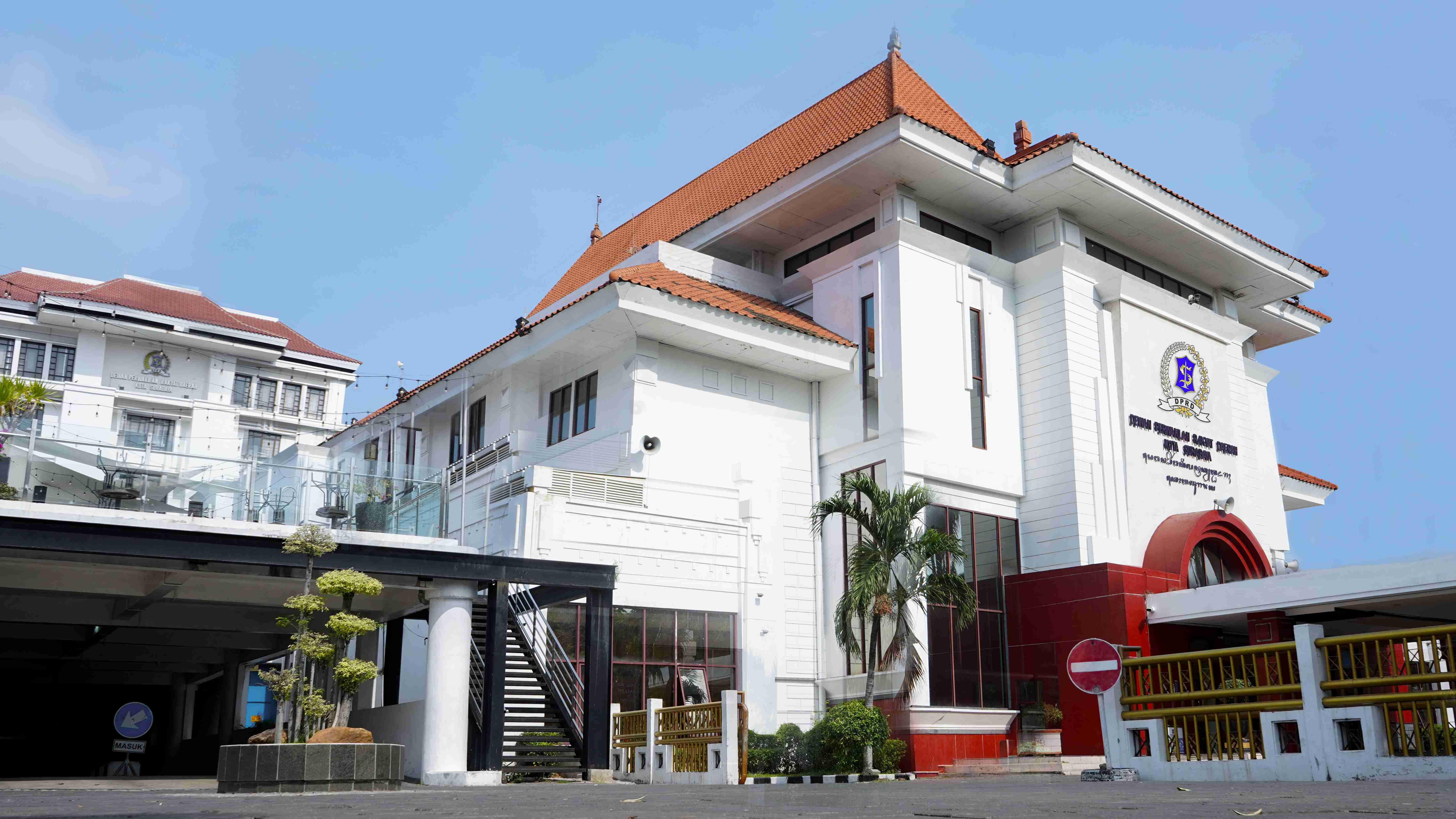 Slideshow Gedung DPRD Kota Surabaya